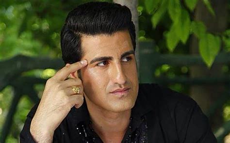 This Iranian Singer Has Been Accused Of Being Gay And Could Face