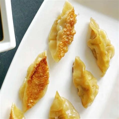 Pan Fried Dumplings Chinese Potstickers My Gorgeous Recipes
