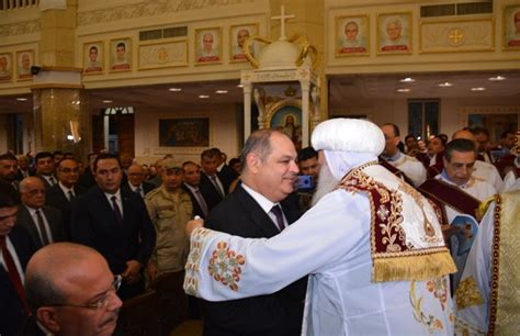 قداس عيد القيامة المجيد قداسة البابا المعظم الأنبا تواضروس الثاني الكاتدرائية المرقسية بالعباسية. محافظ الغربية يشهد قداس عيد القيامة المجيد بكاتدرائية مار ...