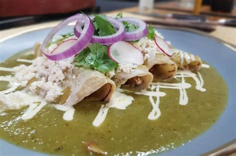 top 51 imagen receta de enchiladas de pollo en salsa verde abzlocal mx