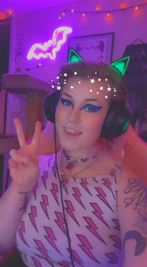 Tw Pornstars ️‍🔥 Lucyfer ️‍🔥 Twitter We Are Live Playing Some Dead By Daylight Come Get