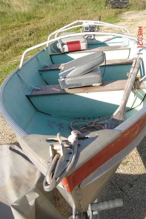 1978 Lund Boat | Med-City Auctions