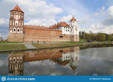 Mir Castle Belarus Stock Image Image Of Heritage Square 183818313