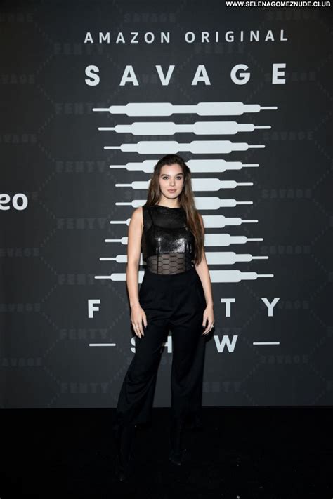 Hailee Steinfeld No Source Beautiful Babe Celebrity Posing Hot Sexy