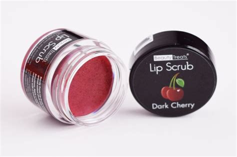 Flavored Lip Scrubs Whitewithstyle