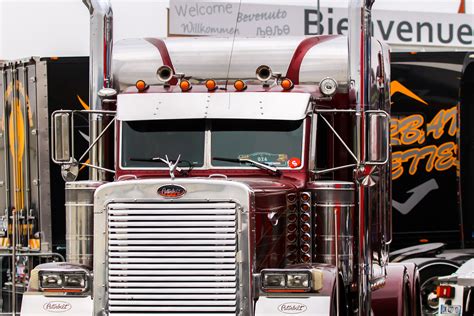 What's best can be difficult to determine, even among those analysts and journalists immersing themselves in the truck segment. SEMI TRUCKS IMAGES - American & European Semi Truck ...