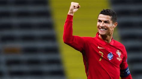 The Best Fifa Football Awards™ News Cristiano Ronaldo An Evergreen