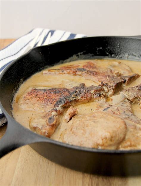 Mix cream of mushroom soup and lipton onion soup with water. Baked pork chops with cream of mushroom soup — a quick and ...