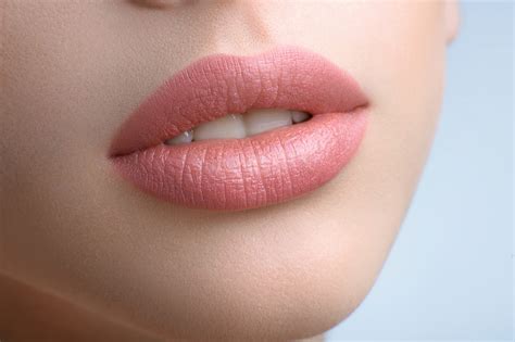 Women Lip Shave Video Nibhtmentor