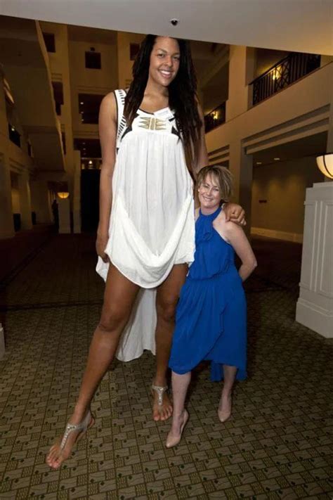Exclusive Tallest Giant Women In The World Photos