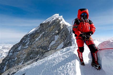 So Viele Bergsteiger Wie Noch Nie Wollen Auf Den Mount Everest Reisen