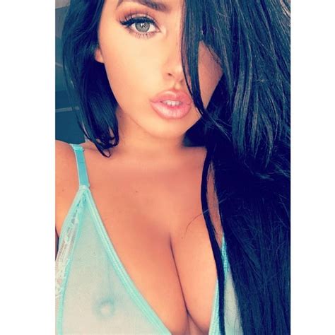 Abigail Ratchford Braless Thefappening