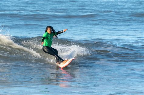 Surfs Up A Beginners Guide To Surfing Sonoma Sun Sonoma Ca