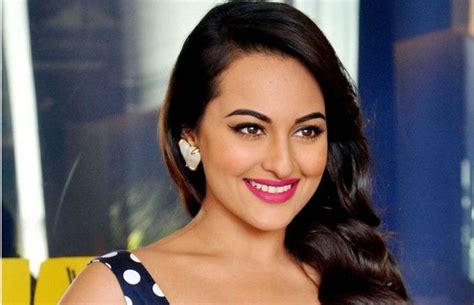 Sonakshi Sinha Shares Her Mantra For Instant Happiness Celebrities