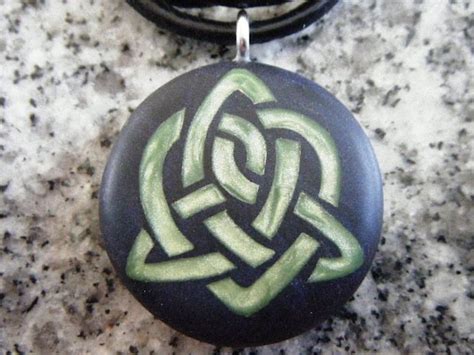 Celtic Symbol For Sisterhood Hand Carved On A By Riinnovations