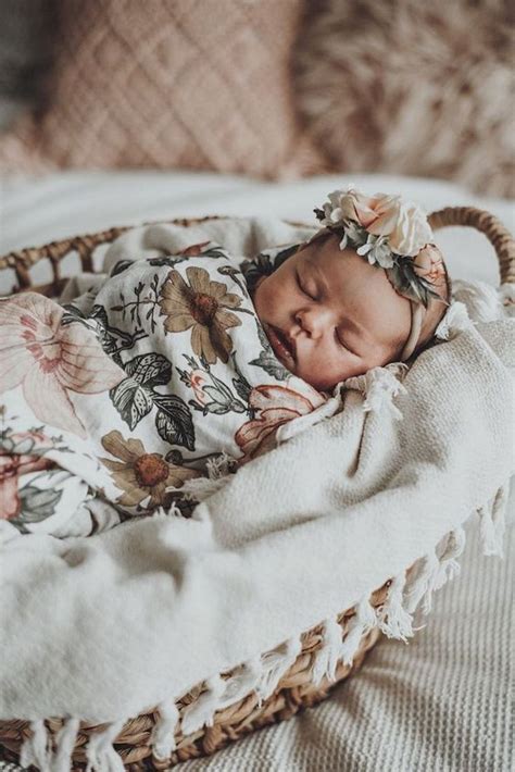 50 Adorable Newborn Photo Ideas For Your Junior 24 New Baby Products