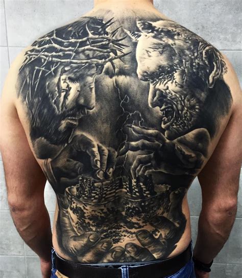 jezus i diabeł tatuaże na plecach back tattoos for guys jesus tattoo torso tattoos