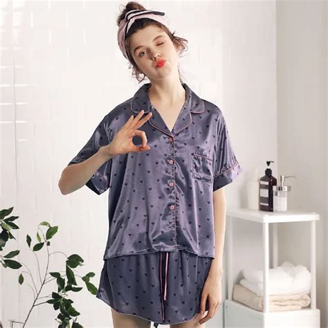 Women Imitation Silk Pajamas Set Lovely Heart Shaped Printing Homewear