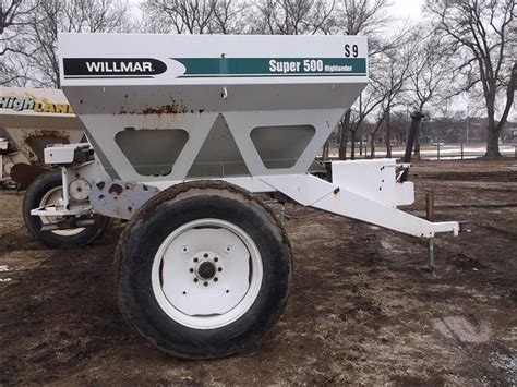Wilmar Super 500 Highlander Pull Type Dry Fertilizer Spreader Bigiron