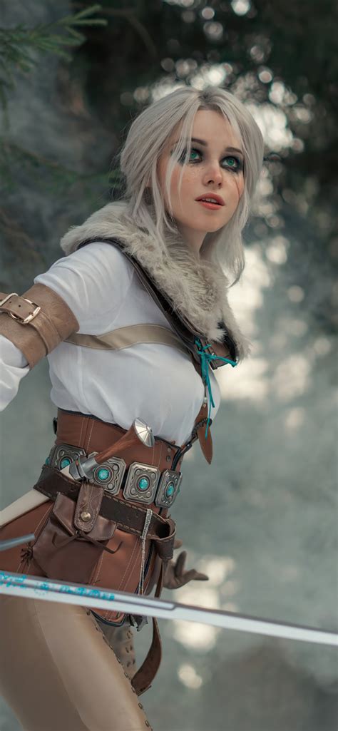 1242x2688 Ciri The Witcher 3 Cosplay 4k Iphone Xs Max Hd 4k Wallpapers