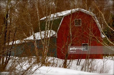 Red Barn High Res Stock Photo Getty Images