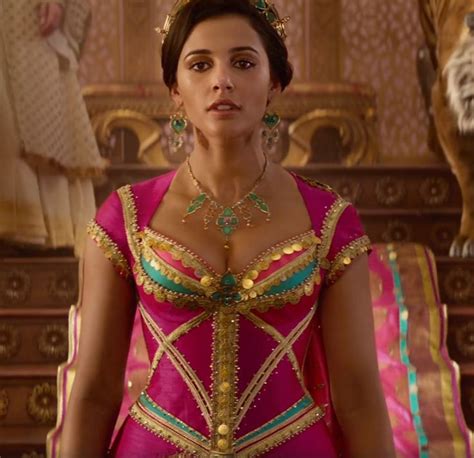 A New Teaser For The Live Action Aladdin Is Here And We Re Obsessed With Each And Every One Of