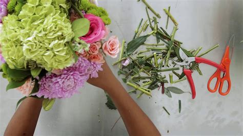How To Arrange Your From You Flowers Bouquet Youtube