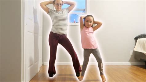 Hilarious Dance Class Taught By 5 Year Old Youtube