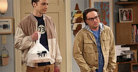 Em The Big Bang Theory Na 8ª Temporada Mãe De Sheldon E Leonard Vão