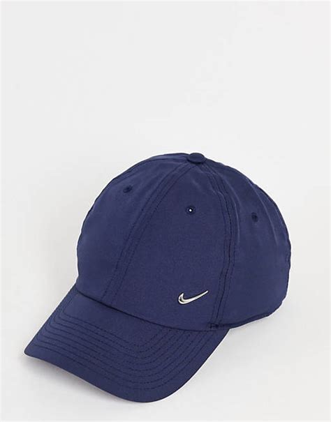 Nike Marineblå Kasket Med Swoosh Logo I Metal Asos