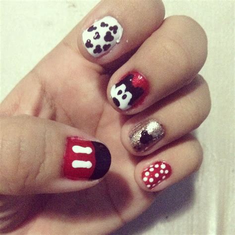 Mickey Mouse Nail Art Inspired By Elleandish Janelle Done By Me Mickey Mouse Nails Mickey
