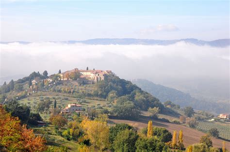 How To Travel Umbria By Train And Bus