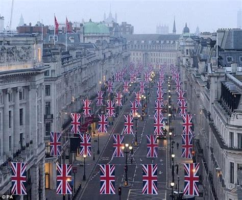 London Gets The Brass Polish And Bunting Out In Preparation For Queens