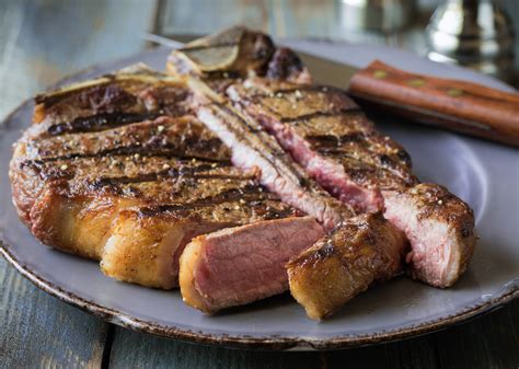 How To Grill T Bone Steak Using Coals Perfect Valentine Steaks On A Charcoal Chimney Cooking