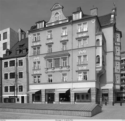 Schwarz schwarz/grau schwarz/blau dunkelbraun schwarz/grün schwarz/rot. St.-Jakobs-Platz - München Wiki