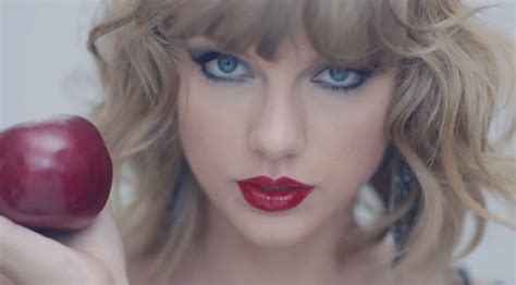 Knots And Ruffles Taylor Swift Blank Space Music Video Makeup Look