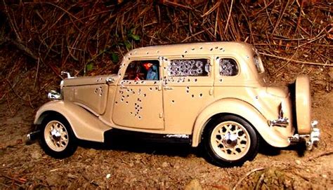 Bonnie And Clyde 1934 Ford Fordor Deluxe Sedan The Death Car 167
