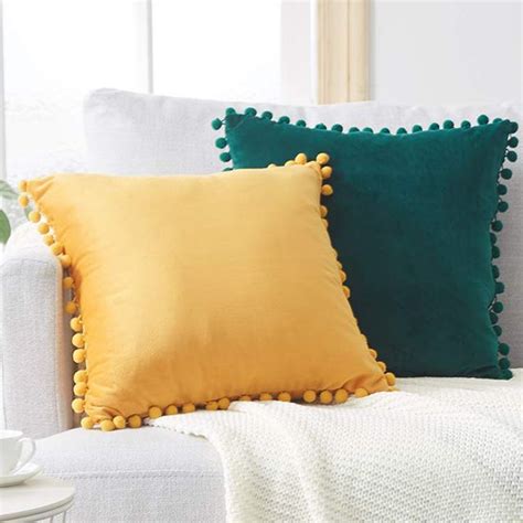 The 15 Best Throw Pillows You Can Buy On Amazon 2019