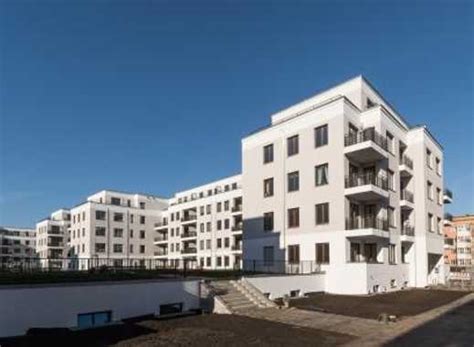 Spandau, im nordwesten von berlin gelegen, bietet gleichermaßen urbanes flair und dörfliche beschaulichkeit. Dachgeschosswohnung Spandau (Spandau) - ImmobilienScout24