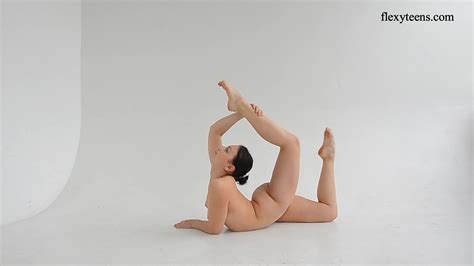 Super Flexible Hot Gymnast Dasha Lopuhova Xhamster