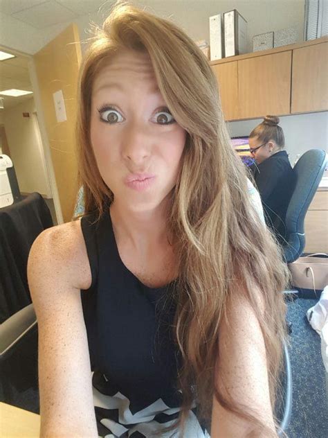 Chivettes Bored At Work 40 Photos