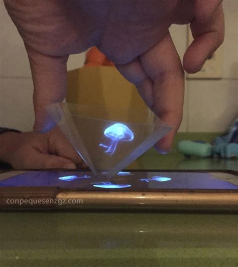 En Casa Como Hacer Un Visor De Hologramas Casero Con Peques En Zaragoza