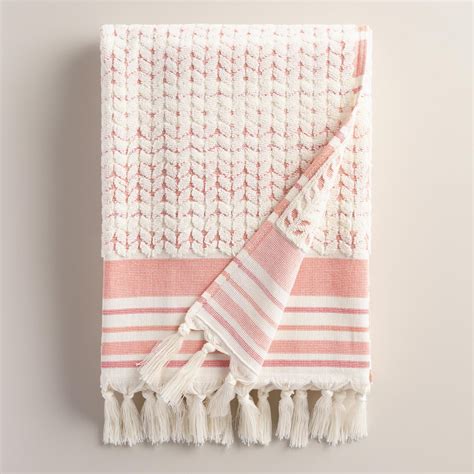 Coral Riley Sculpted Bath Towel Pink Bath Towels Pink Bath Rug
