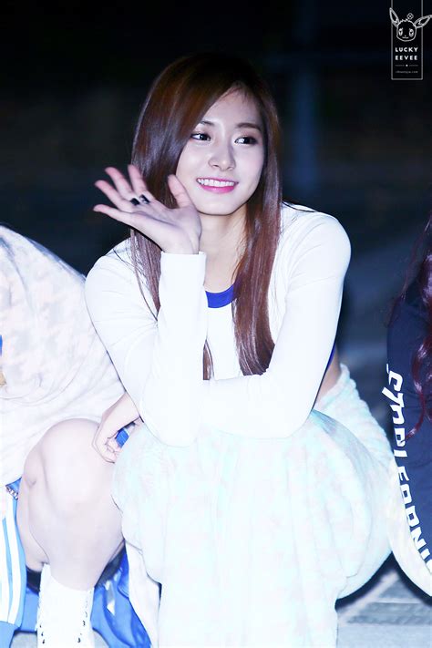 Tzuyu Androidiphone Wallpaper 133218 Asiachan Kpop Image Board