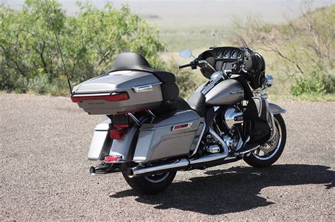 Harley davidson launched the 110 th anniversary special cvo ultra classic electra glide which is available in a limited number. 2017 Harley-Davidson® Electra Glide® Ultra Classic® Low