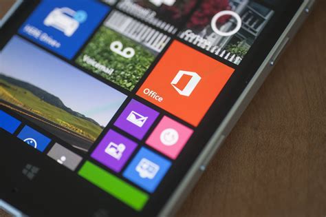 微软已弃疗，4 年后不到 1 的 Windows Phone 用户可能变成 0 爱范儿