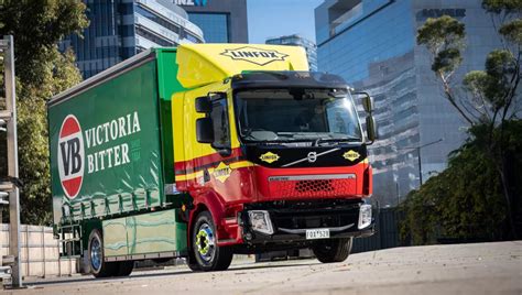 Vb Handsover First Electric Truck To Linfox Volvo Group
