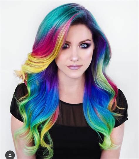 Best Hairstyle For Wavy Hair And Round Face Rainbow Hair Color Hair