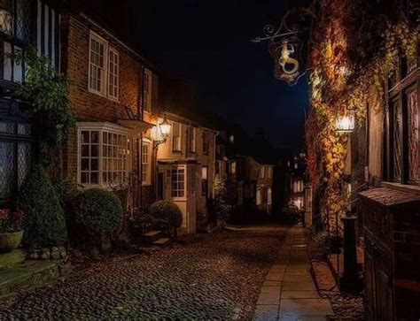 Uks Best Haunted Hotels With Creepy Apparitions And Gruesome Stories