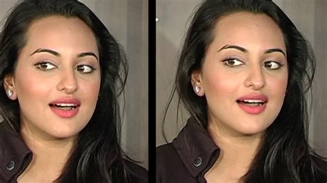 Sonakshi Sinha Replaced Deepika In Justin Beibers Show In India Youtube